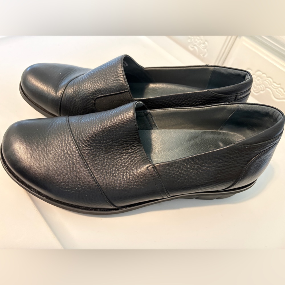 Classic Women’s Dansko Shoes
